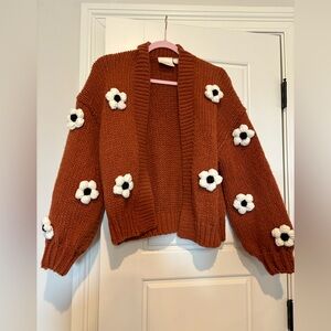 Floral appliqué cardigan